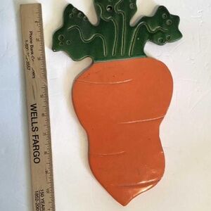 COLORFUL CARROT SHAPED TABLT TRIVET, WALL HANGING